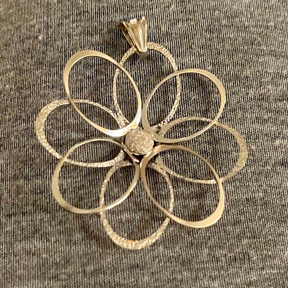 14k white real gold flower